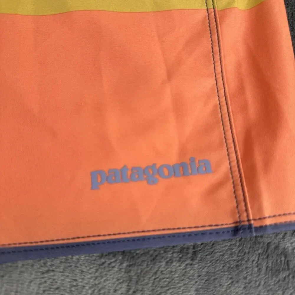 Patagonia 44 Hydropeak Board Shorts Striped Swim Trunks Point Current Blue NWOT